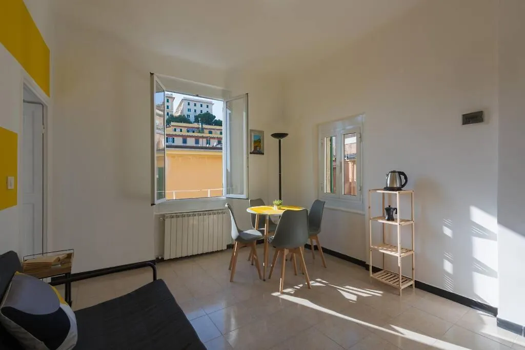 Appartamento Salita S. Anna - Affitti Brevi Italia Genoa Apartment